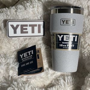 NEW Yeti Stackable Pint 16oz in Grey Stone